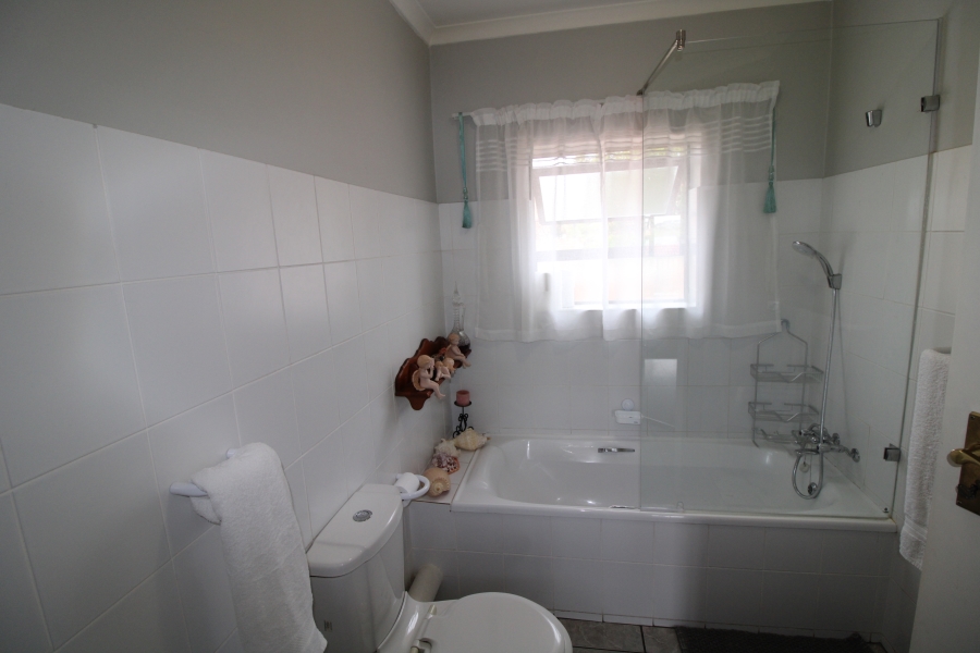 3 Bedroom Property for Sale in Rooi Rivier Rif Western Cape